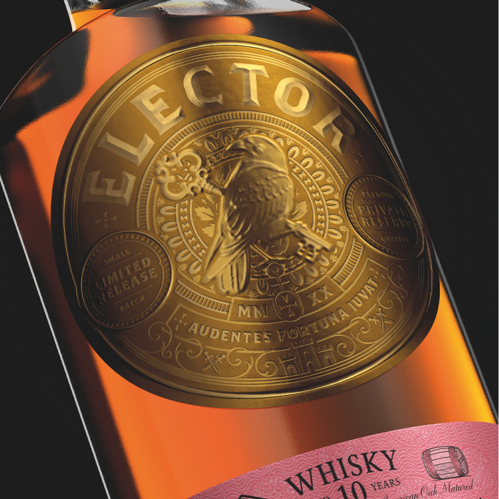 Elector whisky showcased in Estal's TR Hot Rod bottle